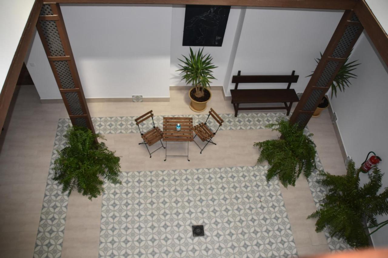 Apartamentos Turisticos Mamelon Jerez de la Frontera Exterior photo