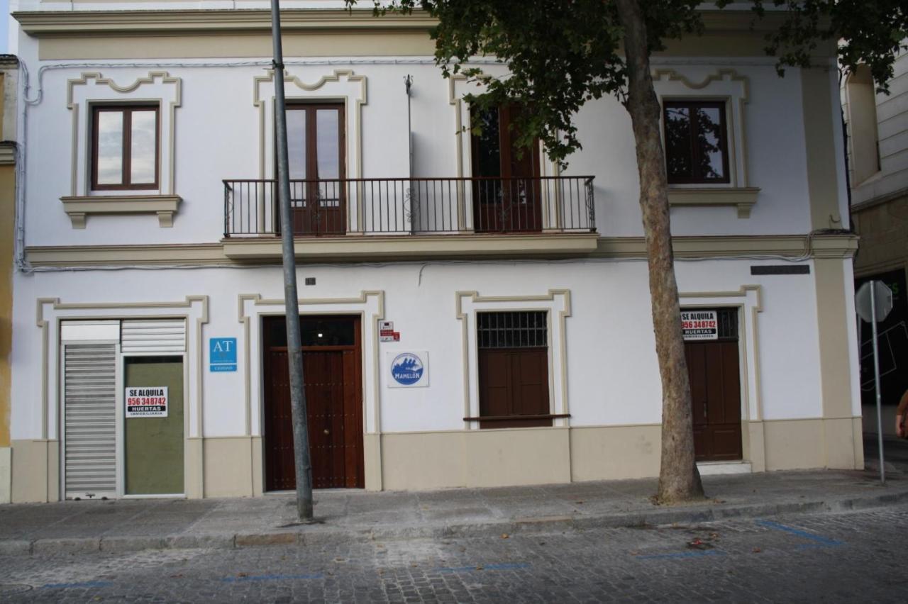 Apartamentos Turisticos Mamelon Jerez de la Frontera Exterior photo