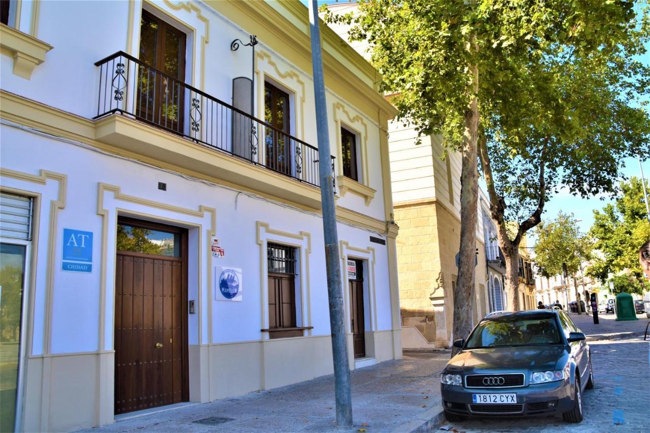 Apartamentos Turisticos Mamelon Jerez de la Frontera Exterior photo